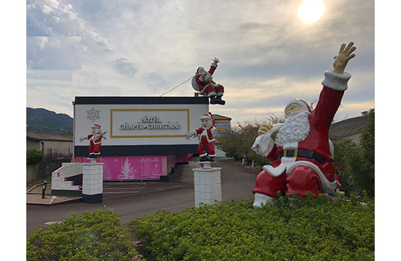 ホテル チャペル☆クリスマス かつらぎの外観