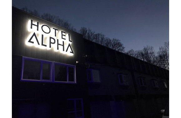 HOTEL Alpha
