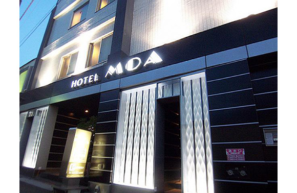 HOTEL MOA